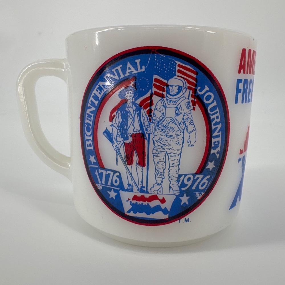 Glasbake American Freedom Train Bicentennial Mug White Milk Glass 1976 Patriotic